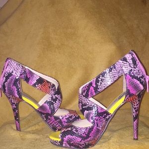 Multi Color pink 4 1/2 inch sandals